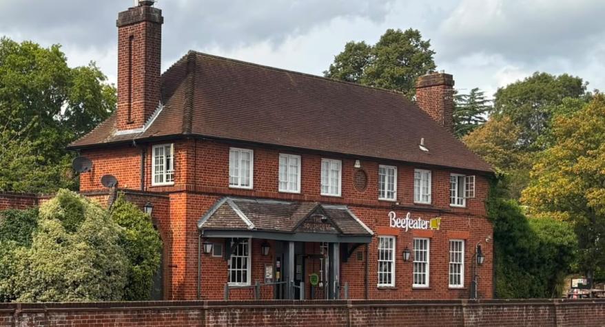 Trusted Electrician in Southcote